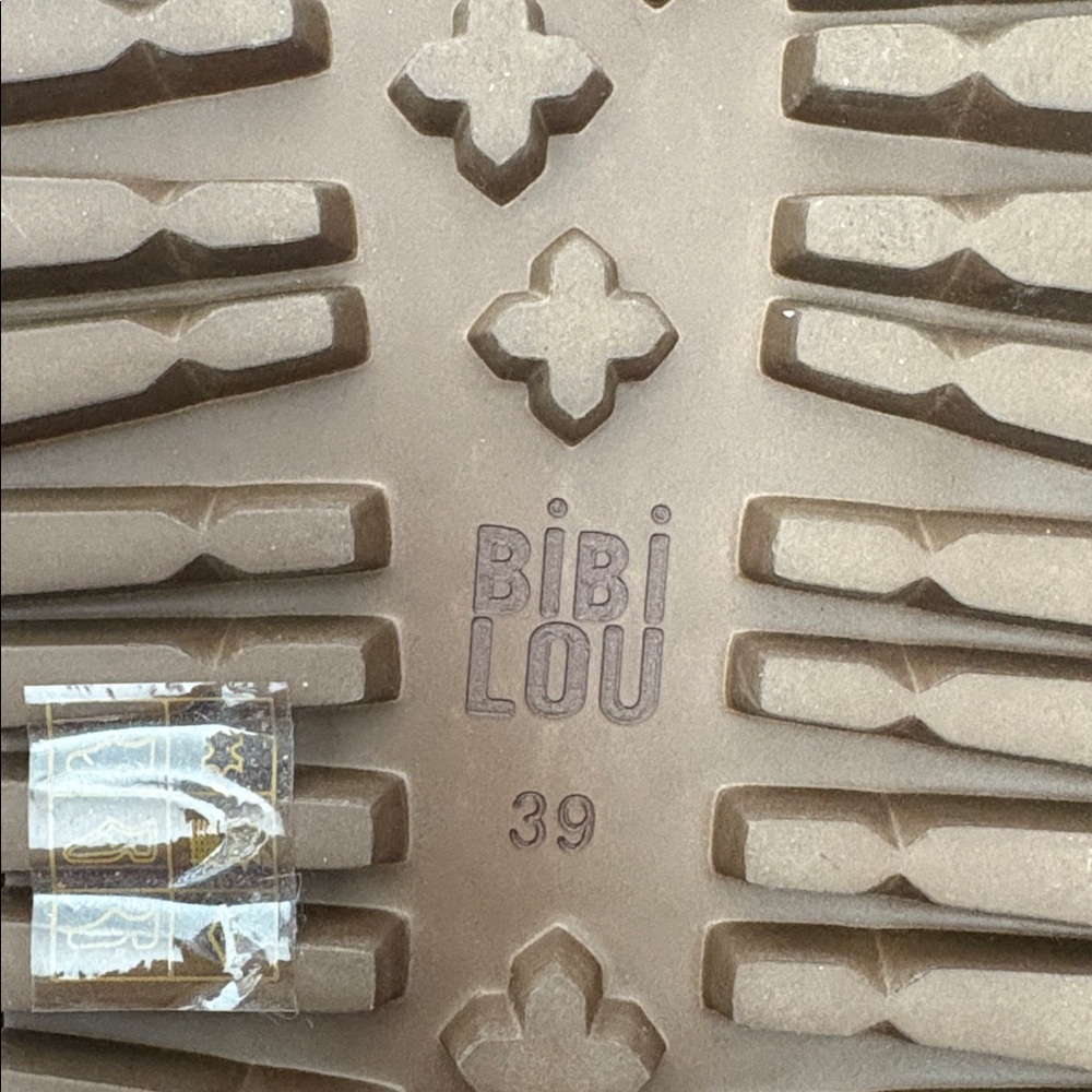 Bibi Lou Moc Contrast Tassel Flats - Picture 6 of 9